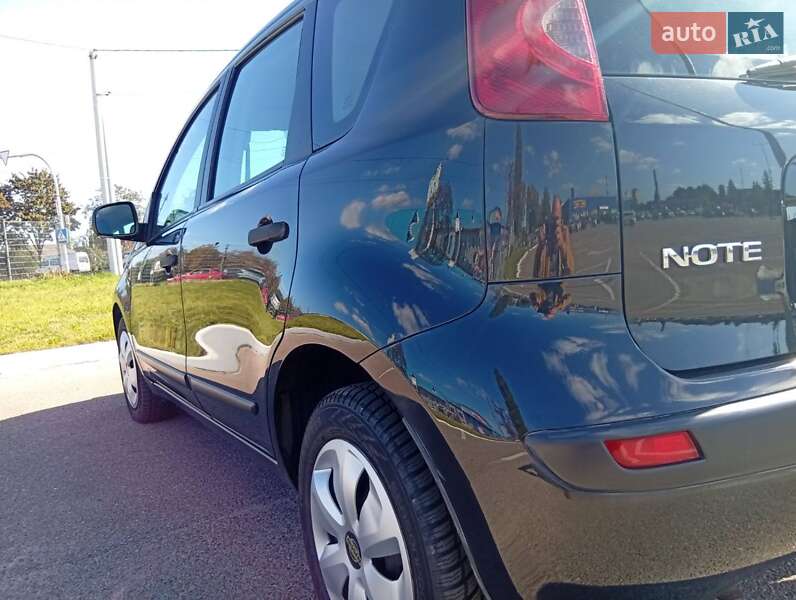 Хэтчбек Nissan Note 2007 в Житомире