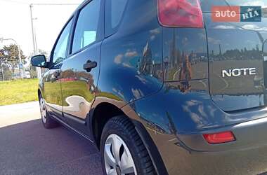 Хэтчбек Nissan Note 2007 в 