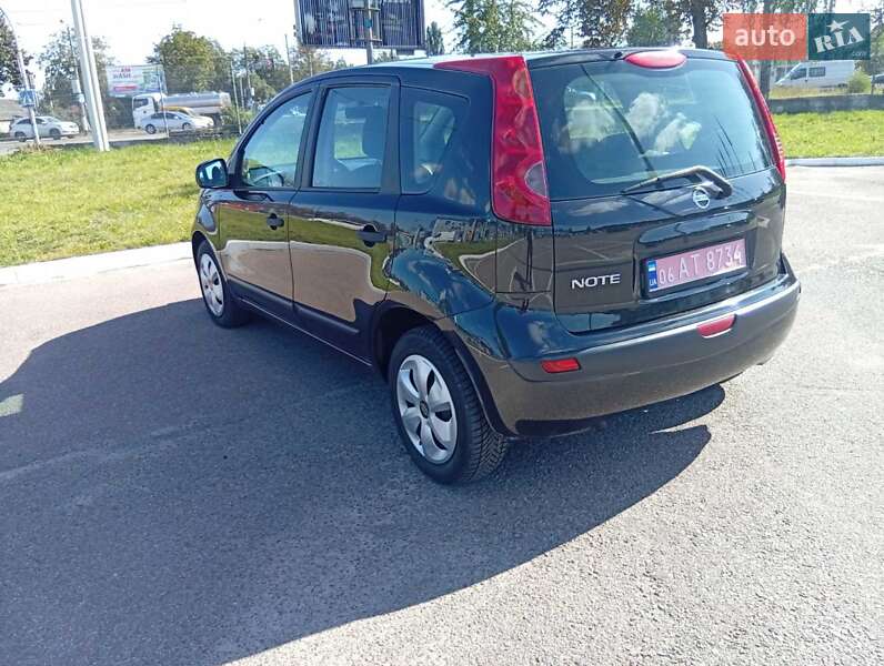 Хэтчбек Nissan Note 2007 в Житомире