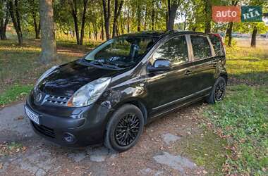 Хэтчбек Nissan Note 2007 в Ромнах