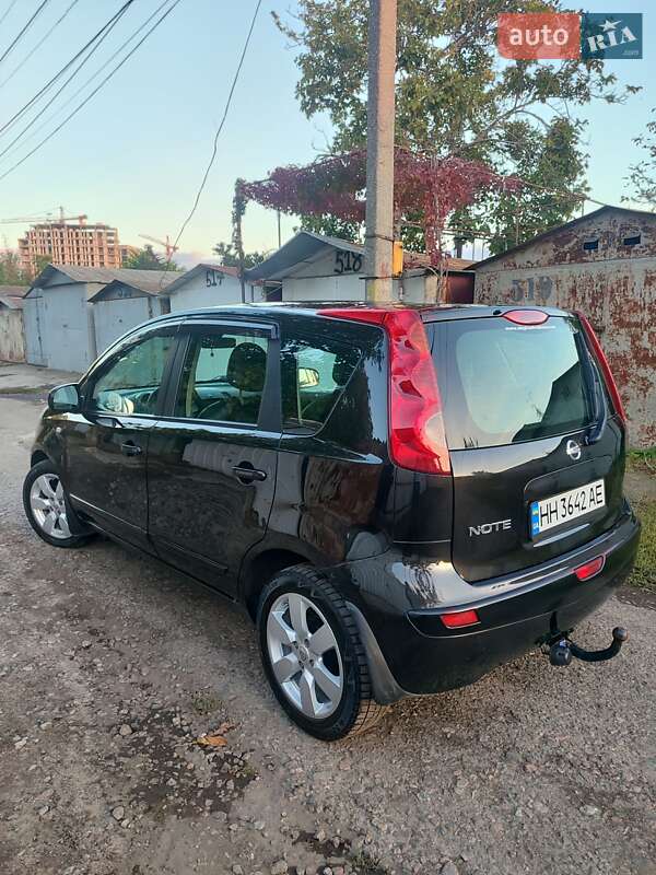 Хэтчбек Nissan Note 2007 в Одессе
