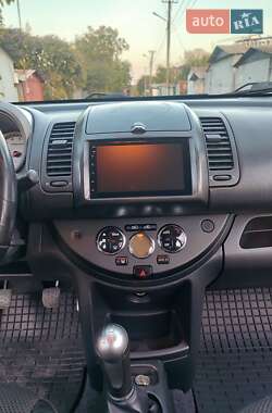 Хэтчбек Nissan Note 2007 в 