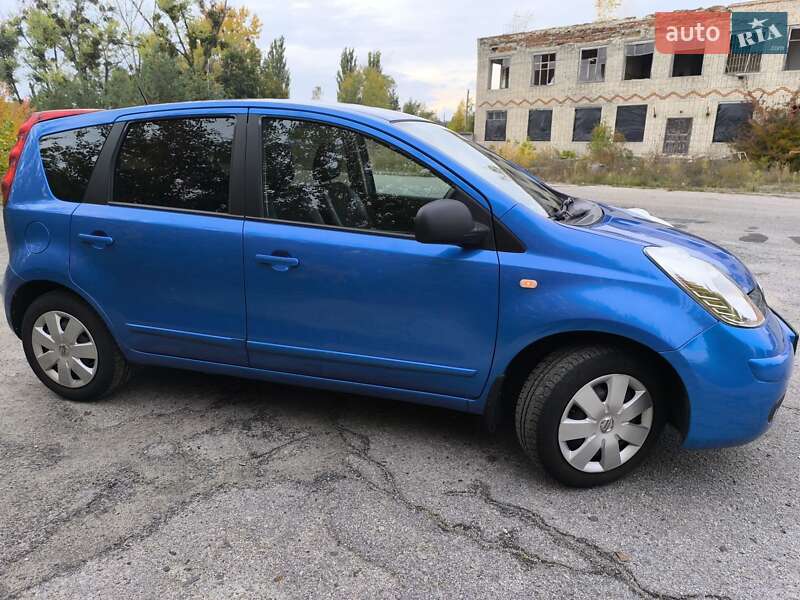 Хэтчбек Nissan Note 2007 в Ахтырке фото 9 Хэтчбек Nissan Note 2007 в Ахтырке
