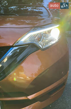 Хэтчбек Nissan Note 2019 в 