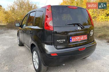 Хэтчбек Nissan Note 2006 в  фото 8 Хэтчбек Nissan Note 2006 в