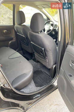 Хэтчбек Nissan Note 2006 в  фото 27 Хэтчбек Nissan Note 2006 в