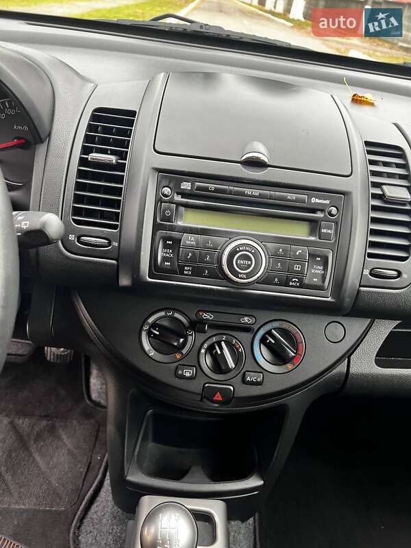 Хэтчбек Nissan Note 2010 в Кременчуге фото 20 Хэтчбек Nissan Note 2010 в Кременчуге