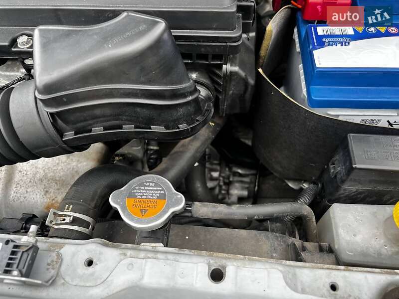 Хэтчбек Nissan Note 2010 в Кременчуге фото 45 Хэтчбек Nissan Note 2010 в Кременчуге