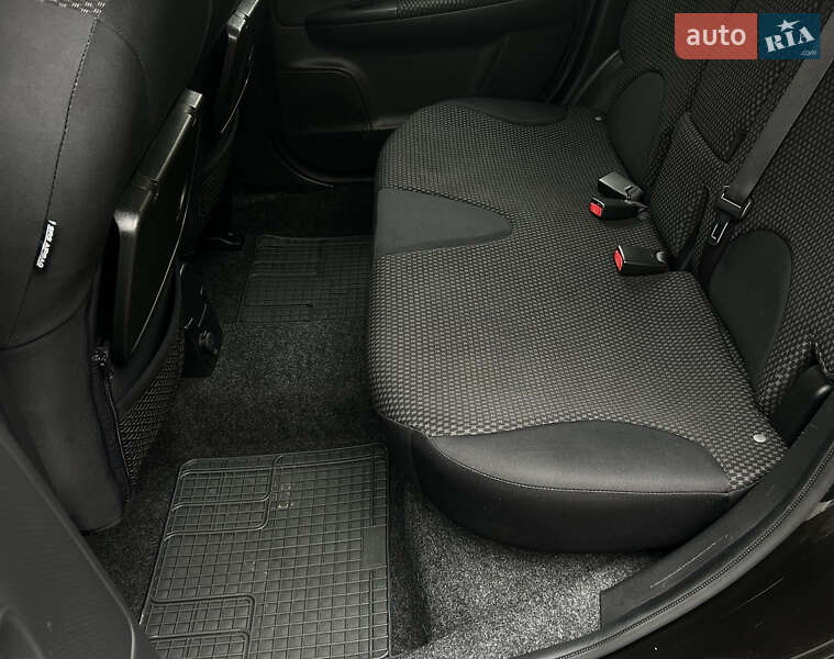 Хэтчбек Nissan Note 2007 в Виннице