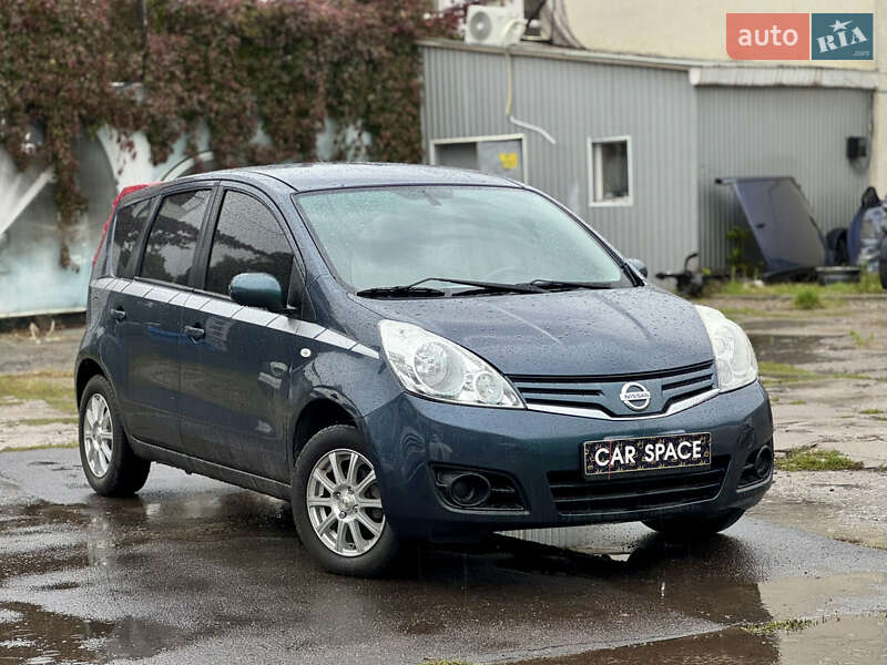 Хэтчбек Nissan Note 2012 в Одессе