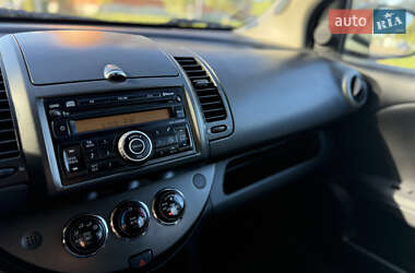 Хэтчбек Nissan Note 2008 в 
