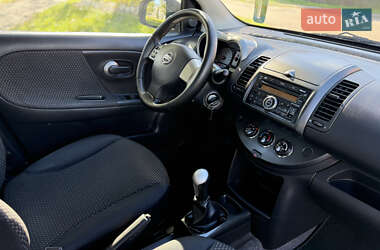 Хэтчбек Nissan Note 2008 в 