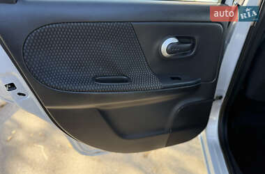 Хэтчбек Nissan Note 2008 в 