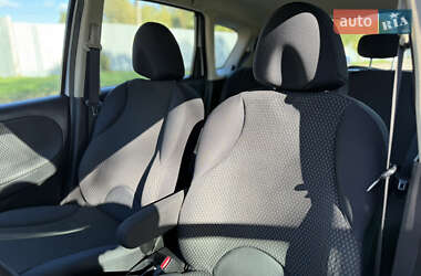 Хэтчбек Nissan Note 2008 в 