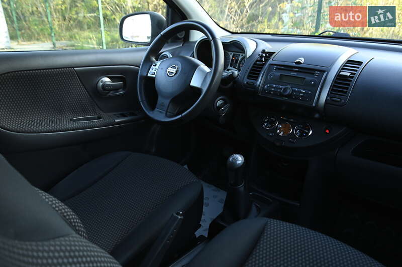 Хэтчбек Nissan Note 2006 в Бердичеве