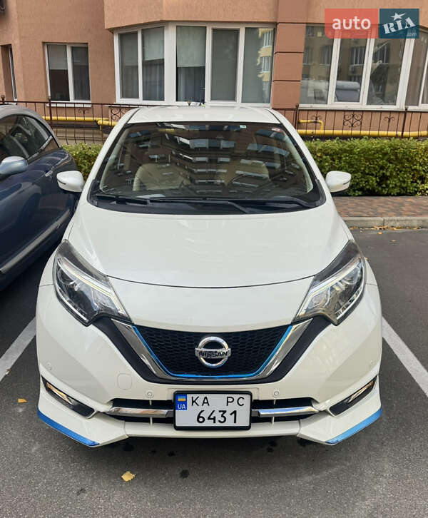 Хетчбек Nissan Note 2017 в Києві фото 2 Хетчбек Nissan Note 2017 в Києві