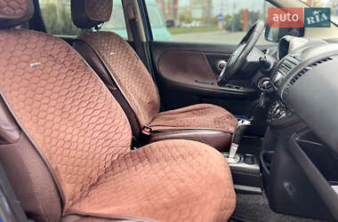 Хэтчбек Nissan Note 2007 в 