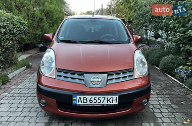 Хэтчбек Nissan Note 2006 в 