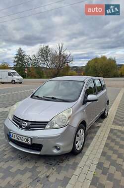 Хэтчбек Nissan Note 2009 в 