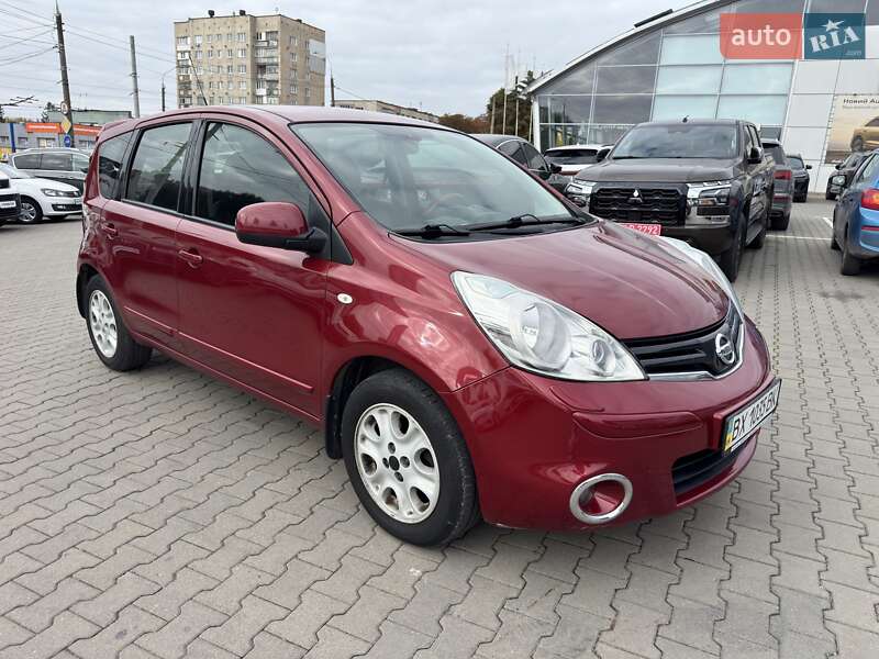 Хетчбек Nissan Note 2012 в Хмельницькому