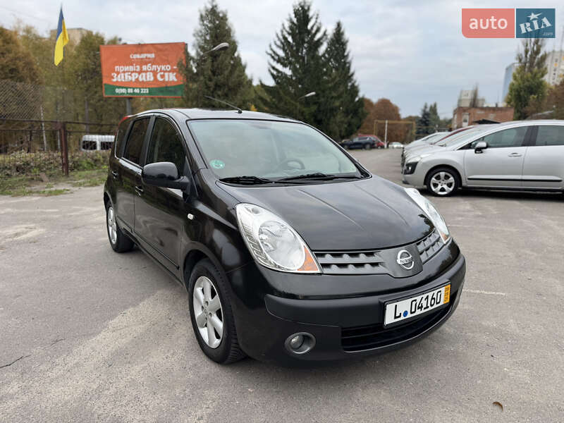 Хэтчбек Nissan Note 2006 в Хмельницком