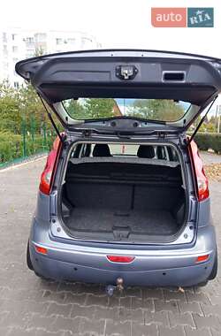 Хэтчбек Nissan Note 2008 в 