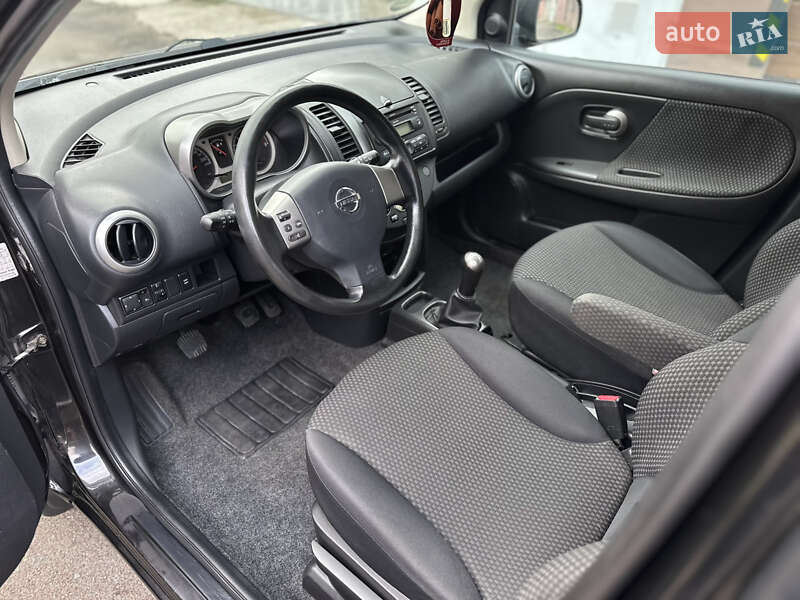 Хэтчбек Nissan Note 2006 в Киеве