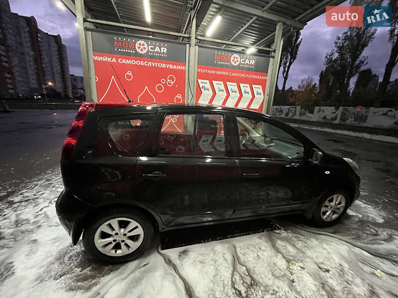 Хетчбек Nissan Note 2009 в Києві фото 2 Хетчбек Nissan Note 2009 в Києві