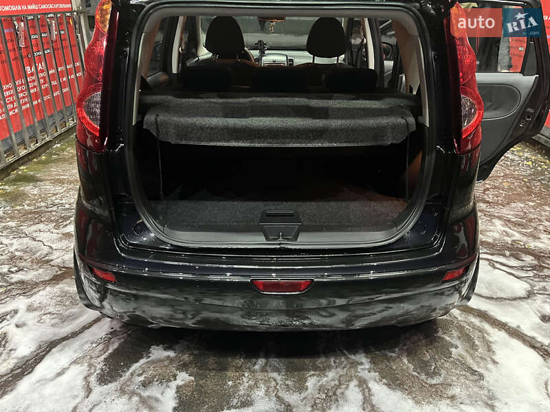 Хетчбек Nissan Note 2009 в Києві фото 5 Хетчбек Nissan Note 2009 в Києві