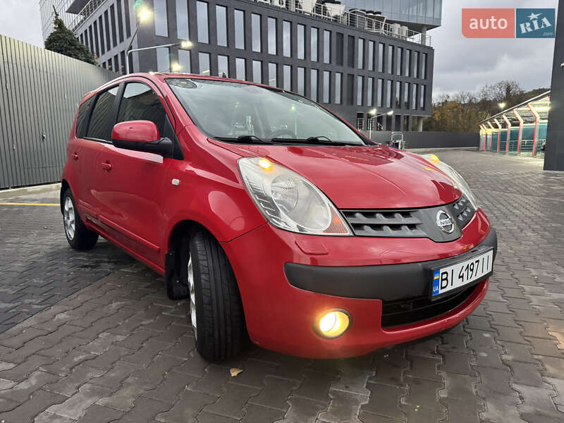 Хэтчбек Nissan Note 2007 в Киеве фото 3 Хэтчбек Nissan Note 2007 в Киеве