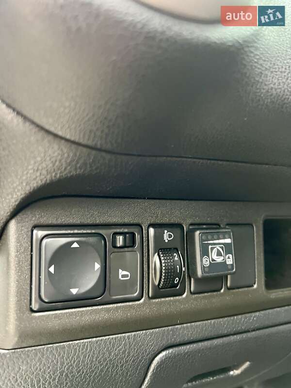 Хетчбек Nissan Note 2010 в Києві