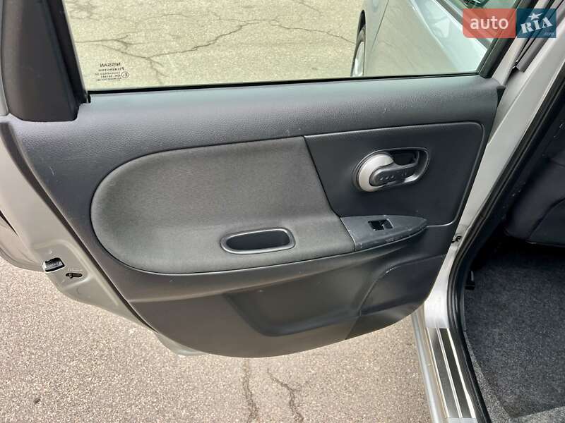 Хетчбек Nissan Note 2010 в Києві