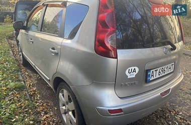 Хэтчбек Nissan Note 2008 в 