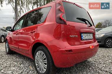 Хэтчбек Nissan Note 2013 в 