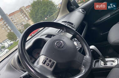 Хэтчбек Nissan Note 2007 в 