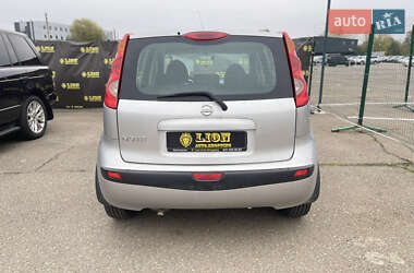 Хэтчбек Nissan Note 2006 в  фото 5 Хэтчбек Nissan Note 2006 в