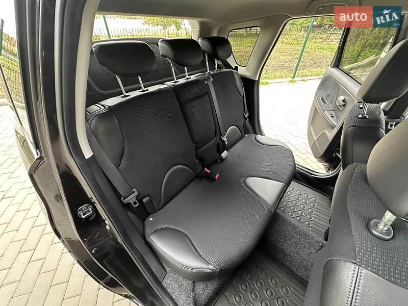 Хетчбек Nissan Note 2012 в Луцьку фото 20 Хетчбек Nissan Note 2012 в Луцьку
