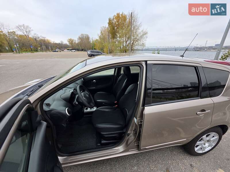 Хэтчбек Nissan Note 2012 в Киеве фото 37 Хэтчбек Nissan Note 2012 в Киеве