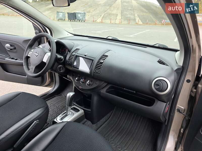 Хэтчбек Nissan Note 2012 в Киеве фото 45 Хэтчбек Nissan Note 2012 в Киеве