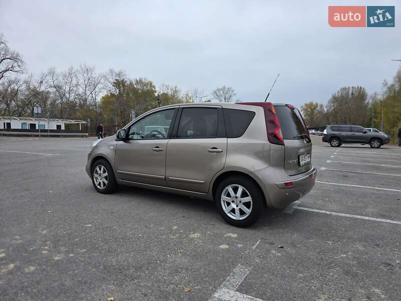 Хэтчбек Nissan Note 2012 в Киеве фото 9 Хэтчбек Nissan Note 2012 в Киеве