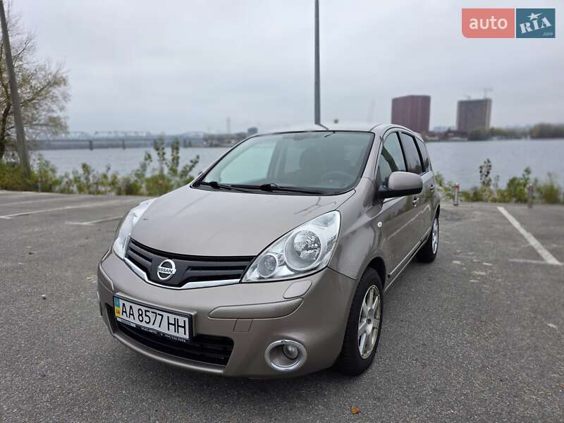 Хэтчбек Nissan Note 2012 в Киеве фото 12 Хэтчбек Nissan Note 2012 в Киеве