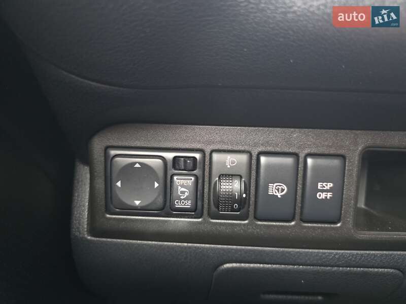 Хэтчбек Nissan Note 2012 в Киеве фото 19 Хэтчбек Nissan Note 2012 в Киеве