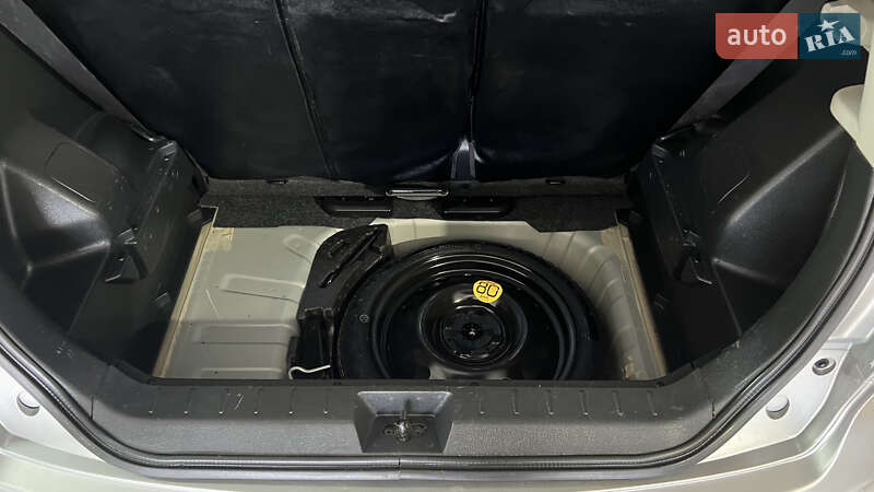 Хэтчбек Nissan Note 2009 в Умани фото 57 Хэтчбек Nissan Note 2009 в Умани