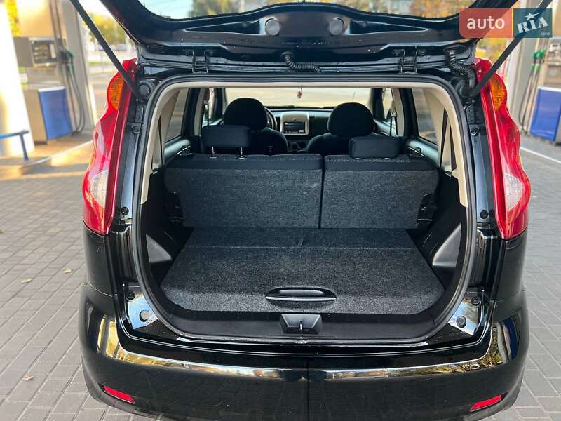 Хетчбек Nissan Note 2011 в Миколаєві