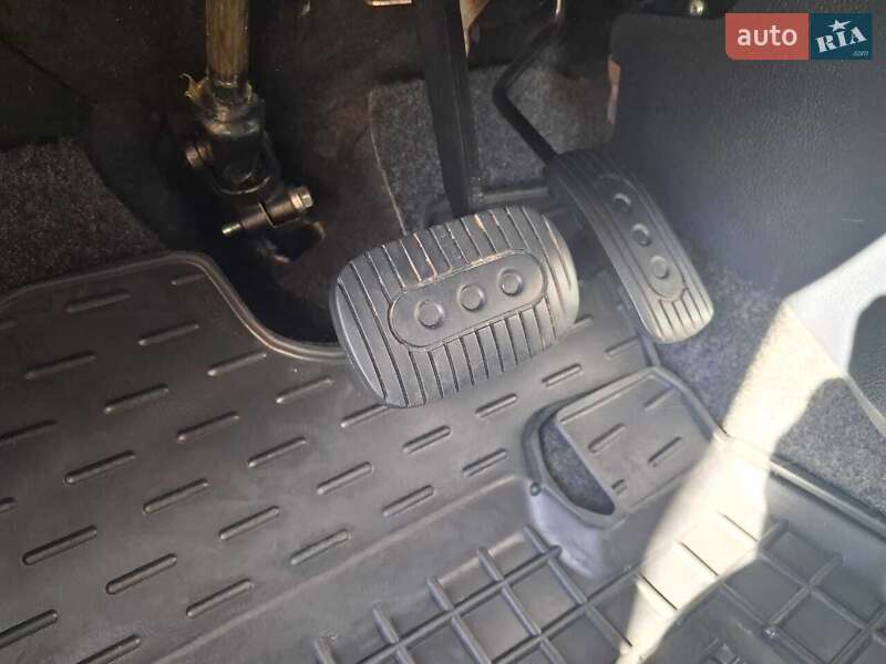 Хэтчбек Nissan Note 2008 в Виннице фото 25 Хэтчбек Nissan Note 2008 в Виннице