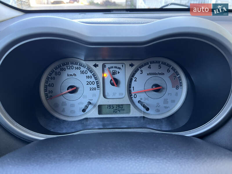 Хэтчбек Nissan Note 2007 в Могилев-Подольске фото 41 Хэтчбек Nissan Note 2007 в Могилев-Подольске