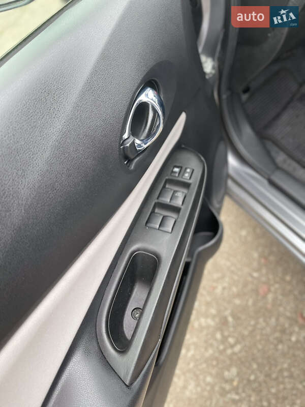 Хэтчбек Nissan Note 2020 в Киеве фото 3 Хэтчбек Nissan Note 2020 в Киеве