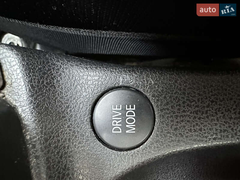 Хэтчбек Nissan Note 2019 в Киеве фото 30 Хэтчбек Nissan Note 2019 в Киеве