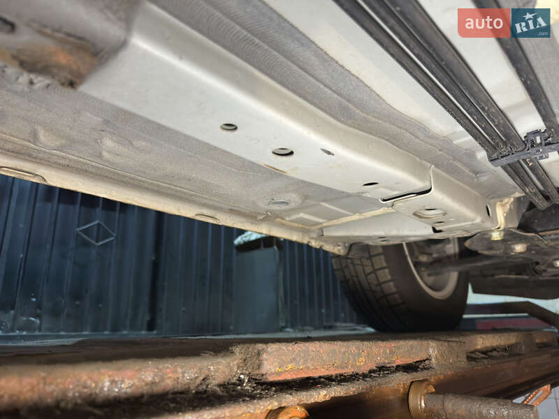 Хэтчбек Nissan Note 2019 в Киеве фото 64 Хэтчбек Nissan Note 2019 в Киеве