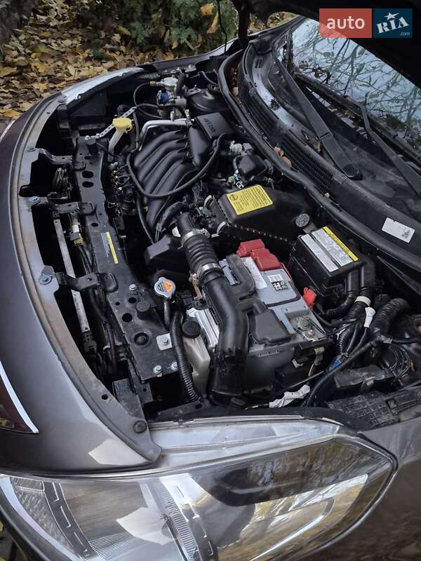 Хетчбек Nissan Note 2017 в Кропивницькому фото 5 Хетчбек Nissan Note 2017 в Кропивницькому